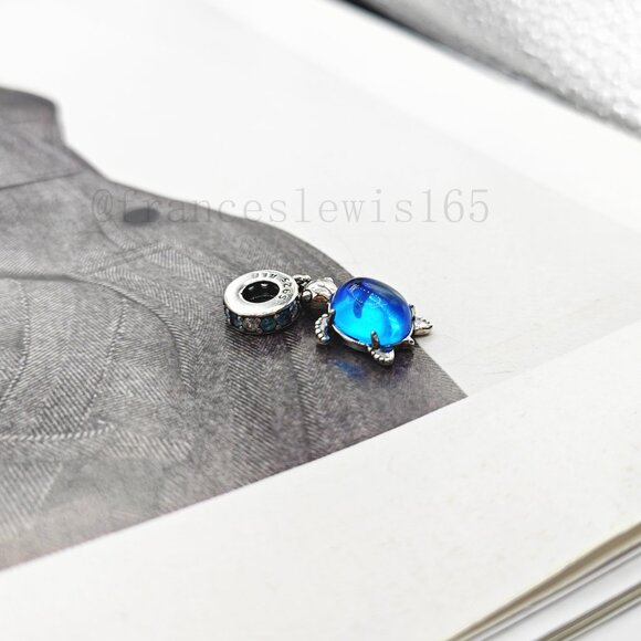 Pandora Murano Glass Turtle Charm - Picture 2 of 4